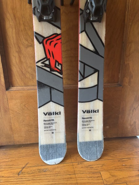 Volkl Revolt 95 165cm with Tyrolia Attack 11 GW Bindings