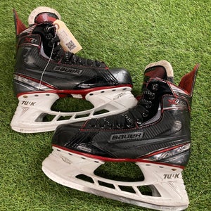 Senior Bauer Vapor X2.7 Hockey Skates Regular Width 7 (Used)
