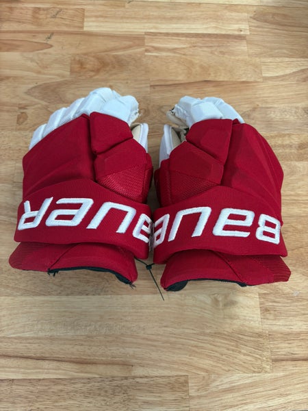 Detroit Red Wings Game Worn Veleno Bauer Vapor Hyperlite Gloves 13" Pro Stock (Used)