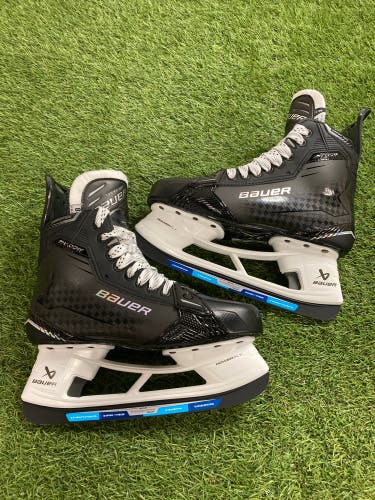 Senior Bauer Supreme Shadow Hockey Skates 8 (New)