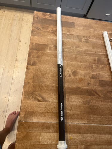 Carbon box shaft