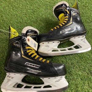 Senior Bauer Supreme S29 Hockey Skates Extra Wide Width 7 (Used)