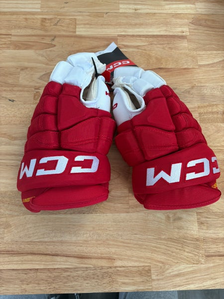 Detroit Red Wings Stadium Series Tarasenko HG 90PR CCM Gloves 14" Pro Stock (New)
