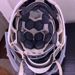 Medium Adult Xenith Epic Helmet (Used)