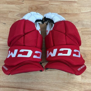 Detroit Red Wings Stadium Series CCM HGPJSPP Gloves 15" Pro Stock (New)