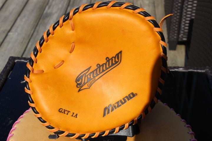 Infield RH Mizuno Training Baseball Glove (Used)