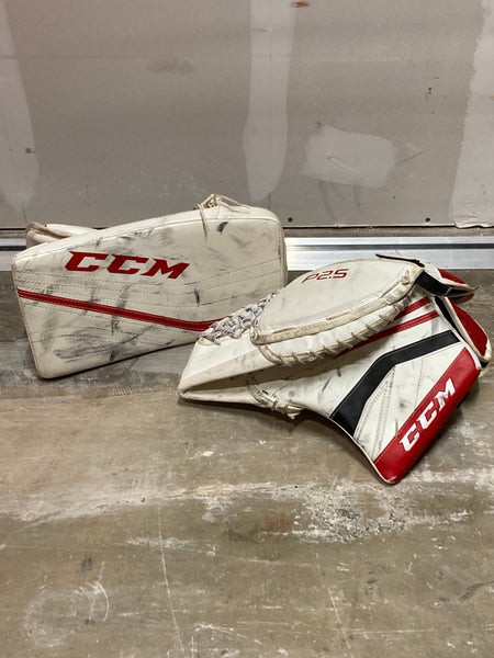 Junior CCM P2.5 Goalie Gloves & Blockers Regular (Used)