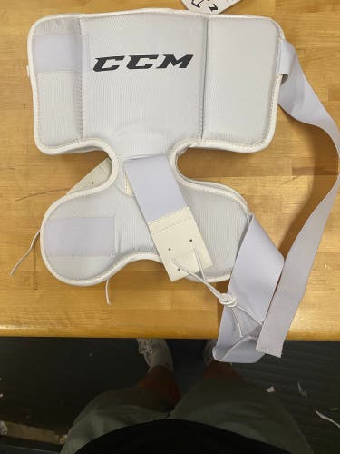 CCM goalie knee/thigh protectors