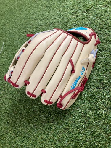 44 Pro Signature Series RH Baseball Glove 11.5" (New)