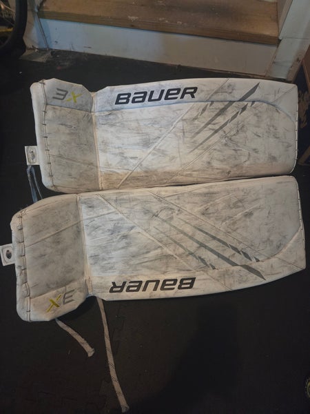 33" Bauer Goalie Leg Pads (Used)