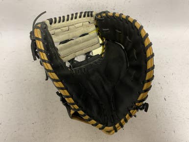 Used Wilson A2000 FP1B RH Throw Fastpitch 1st Base Gloves Black And Gold 12" 11855-S000189978