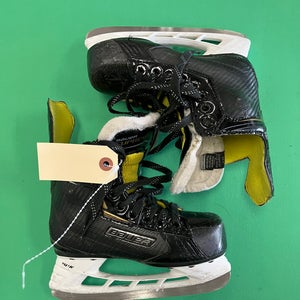 Youth Bauer Supreme S27 Hockey Skates Regular Width 12 (Used)