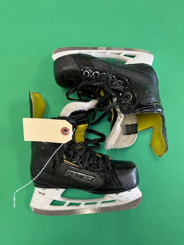 Youth Bauer Supreme S27 Hockey Skates Regular Width 12 (Used)