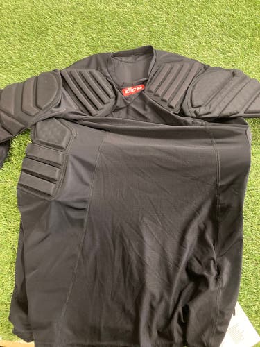 Black XL Men's CCM Goalie Padded Shirt (New)