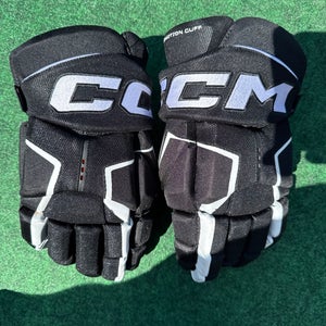 Black Senior CCM Tacks AS-V Gloves 14" (Used)