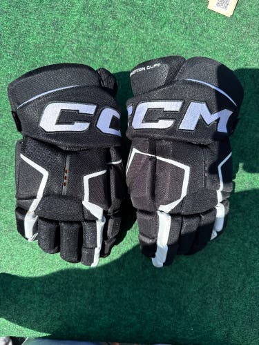 Black Senior CCM Tacks AS-V Gloves 14" (Used)