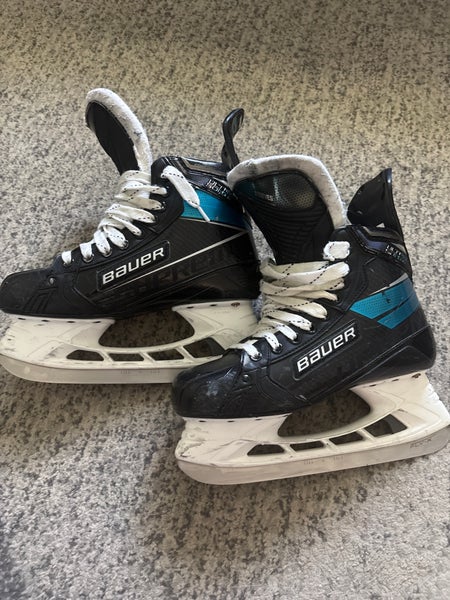 Bauer UltraSonic Skates With FLY-X blades and bauer aetrex souls