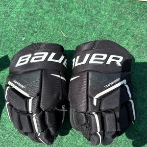 Black Youth Bauer Supreme Ultrasonic Gloves 9" (Used)