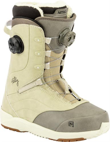 Nitro x Hailey Langland Crown BOA Snowboard Boots, Women's 8 Sand New 2026
