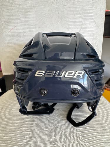 Small Bauer Re-Akt 150 Helmet (Used)