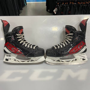 Used CCM JetSpeed FT6 Size 5 Regular Width Skates