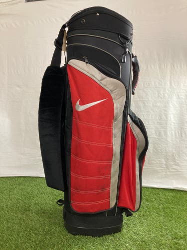 Men's Nike Cart Bag (Used)