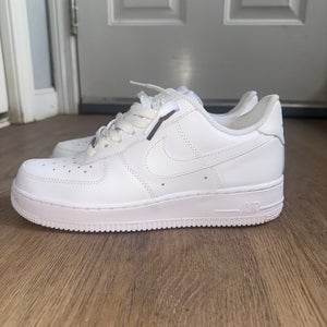 White Unisex Size M 7.0 (W 8.0) Adult Nike Air Force 1 Shoes (New)