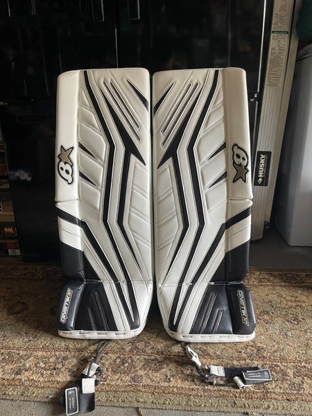 32" Brian's GNETik X5 Goalie Leg Pads (Used)