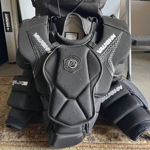XL Vaughn SLR3 Goalie Chest Protector (Used)