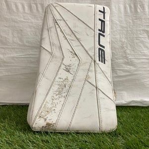 White Intermediate True Catalyst 7x3 Goalie Blocker Regular (Used)