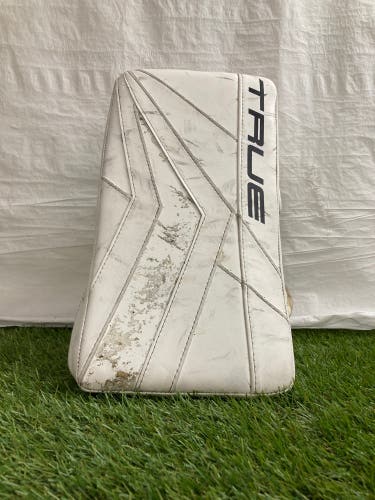 White Intermediate True Catalyst 7x3 Goalie Blocker Regular (Used)