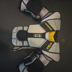 Medium Warrior Ritual X3E Goalie Chest Protector (Used)