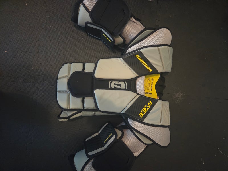 Medium Warrior Ritual X3E Goalie Chest Protector (Used)