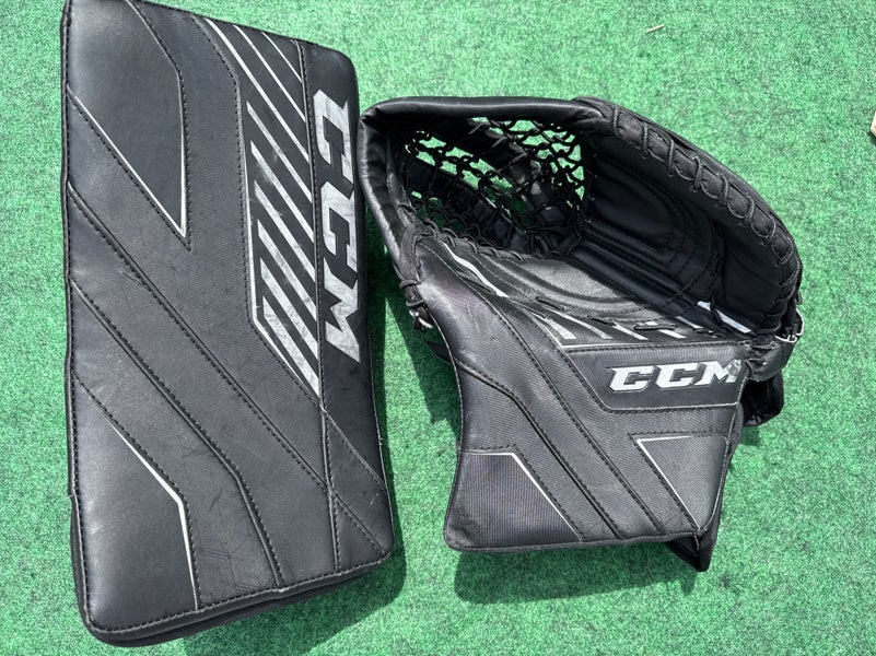 Black Junior CCM Axis 1.5 Goalie Glove & Blocker Set (Used)