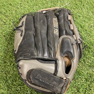 Black Adult DeMarini Voodoo 950 RH Outfield Softball Glove 13.5" (Used)