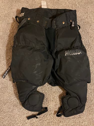 Senior Large Heaton HPG 4100 Hockey Goalie Pants (Used)