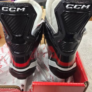 CCM JetSpeed FT670 Hockey Skates Extra Wide Width 7.5 (New)