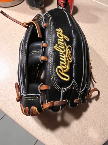 2025 Outfield RH Rawlings Heart of the Hide Baseball Glove 12.75" (New)