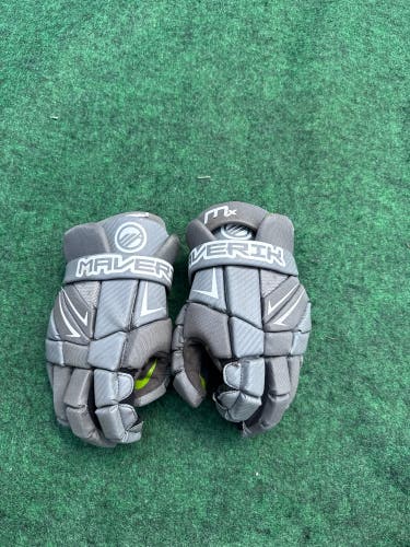 Gray Maverik MX Lacrosse Gloves | Medium 12" (Used)