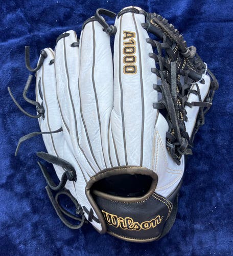 White Adult Wilson A1000 RH Outfield Baseball Glove 12.5" (Used)