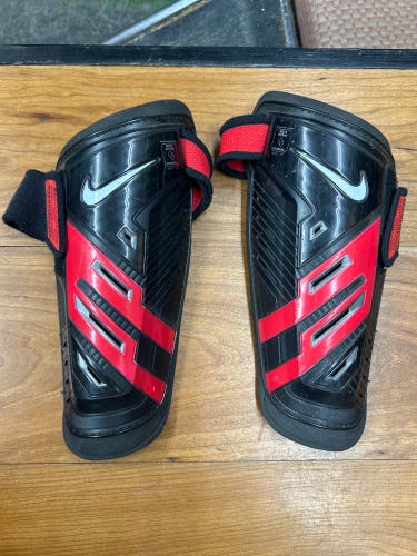 Nike Shin Guards youth medium