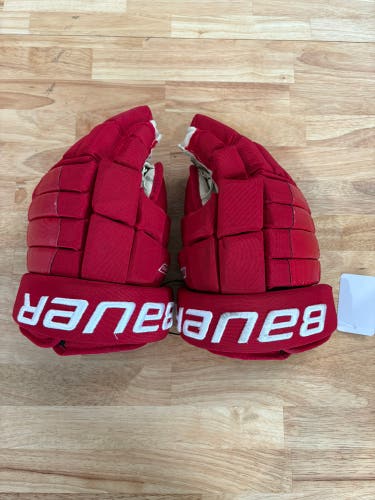 Detroit Red Wings Gustafsson Game Worn Bauer Pro Series Gloves 14" Pro Stock (Used)