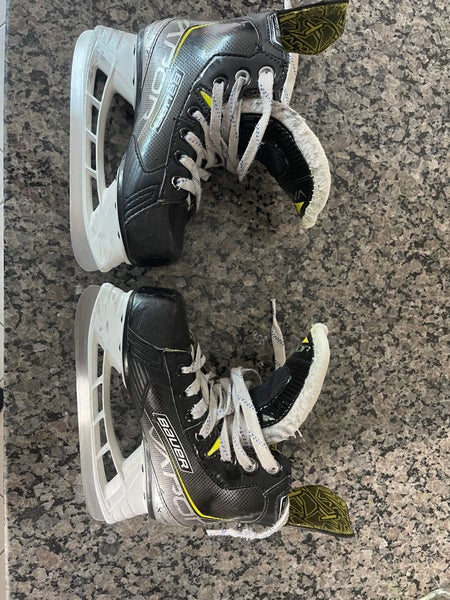 2023 Bauer Vapor 3X Hockey Skates 13.5 (Used)