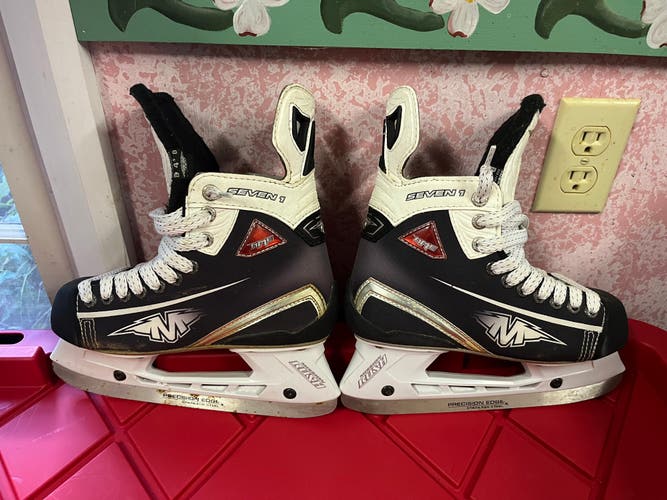 Mission NME Seven One Skates Size 4.5 (Used)
