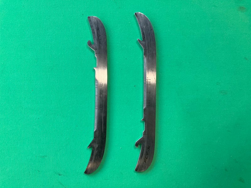 Bauer Fly-X Holders, Runners, & Replacement Steel Blades 221 mm (Used)