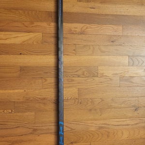Intermediate CCM Vizion Right Handed Hockey Stick P28 (New) original price $370