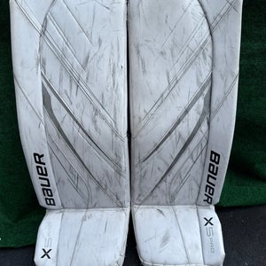 White Bauer Vapor X5 Pro Goalie Leg Pads (Used) | Intermediate Large (32+)