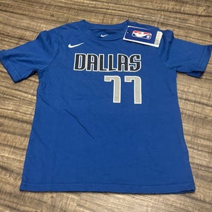 Dallas Mavericks NBA Luka Doncic Nike Youth Medium Short Sleeve Shirt New