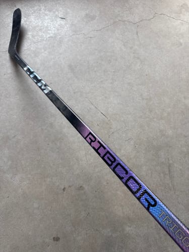 70 Flex P90TM Senior CCM RibCor Trigger 8 Pro Right Hand Hockey Stick Pro Stock (Used) NHL