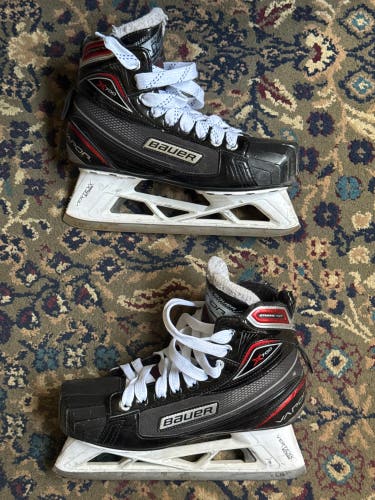 Bauer Vapor X700 Hockey Goalie Skates Regular Width 7.5 (Used)